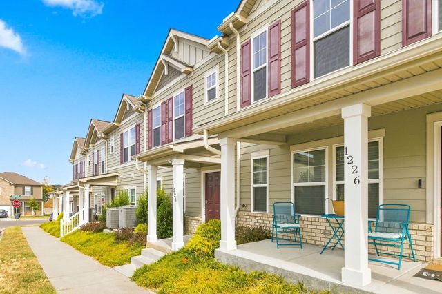 1228 Foxton Ln, Antioch, TN 37013