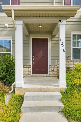 1228 Foxton Ln, Antioch, TN 37013