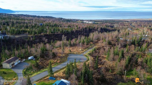 L5 Snow Flake Circle, Anchorage, AK 99516