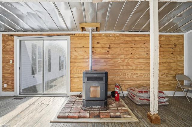 37 Zion RD, Hobbsville, NC 27946