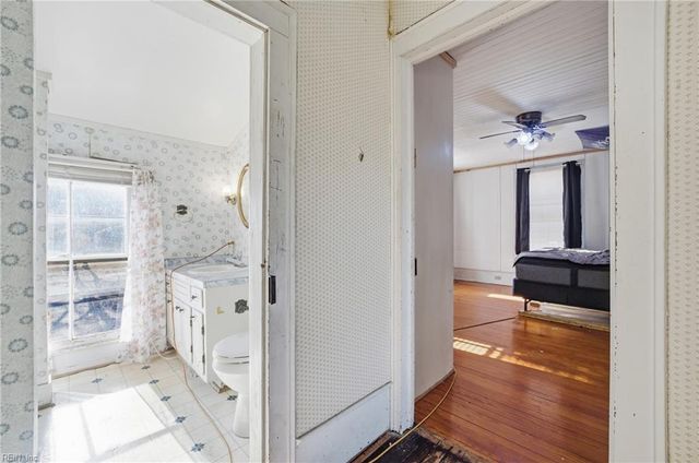 37 Zion RD, Hobbsville, NC 27946