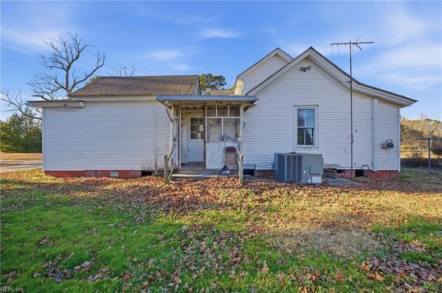 37 Zion RD, Hobbsville, NC 27946