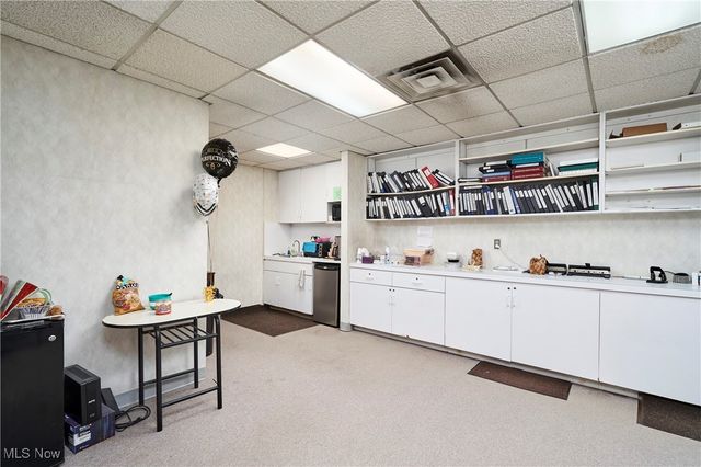 70 N Miller Road, Fairlawn, OH 44333