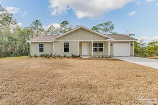 5601 Riviera Dr, Milton, FL 32583