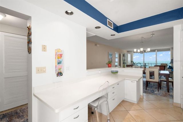 1212 BENJAMIN FRANKLIN DRIVE 901, Sarasota, FL 34236