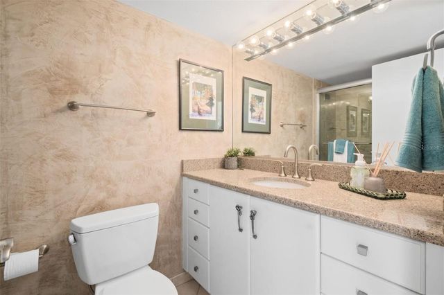 1212 BENJAMIN FRANKLIN DRIVE 901, Sarasota, FL 34236