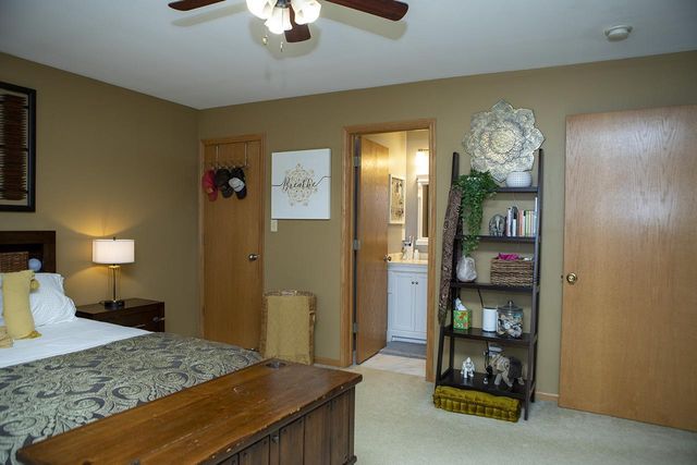 225 Pioneer Drive, Johnson Creek, WI 53038