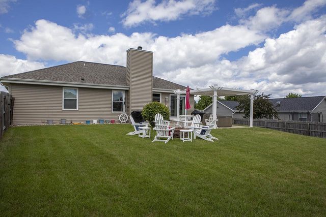 225 Pioneer Drive, Johnson Creek, WI 53038