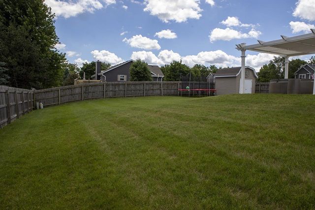 225 Pioneer Drive, Johnson Creek, WI 53038
