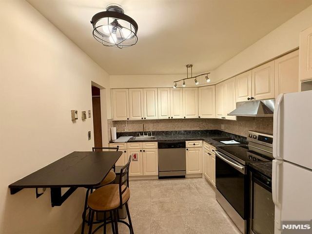468 Liberty Street 201, Little Ferry, NJ 07643