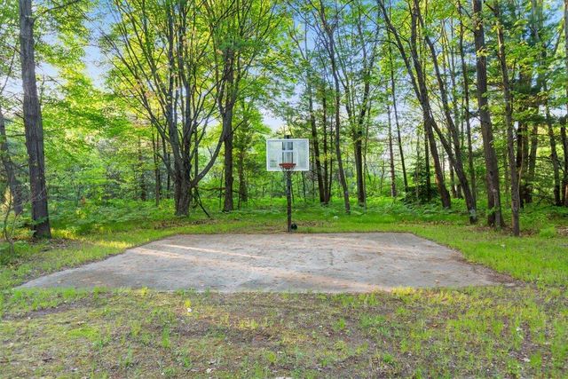 20200 W Lake Montcalm Road, Howard City, MI 49329