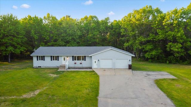 20200 W Lake Montcalm Road, Howard City, MI 49329