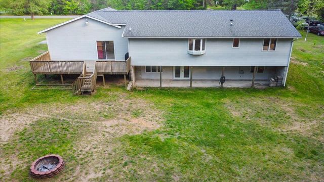 20200 W Lake Montcalm Road, Howard City, MI 49329