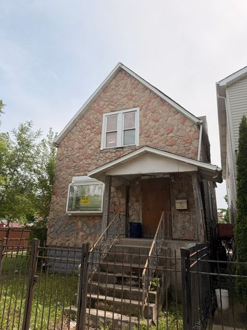 5009 W Chicago Avenue, Chicago, IL 60651