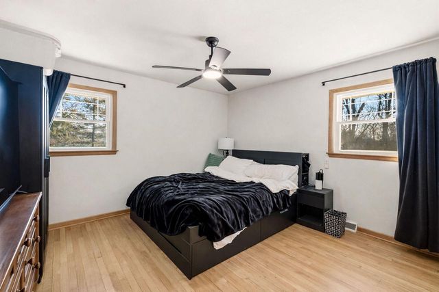 15613 W Riviera DRIVE, New Berlin, WI 53151