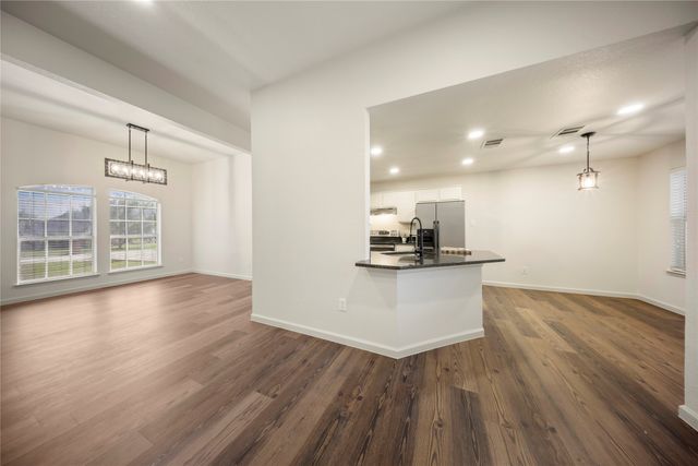 105 Dustin Drive, Fate, TX 75189