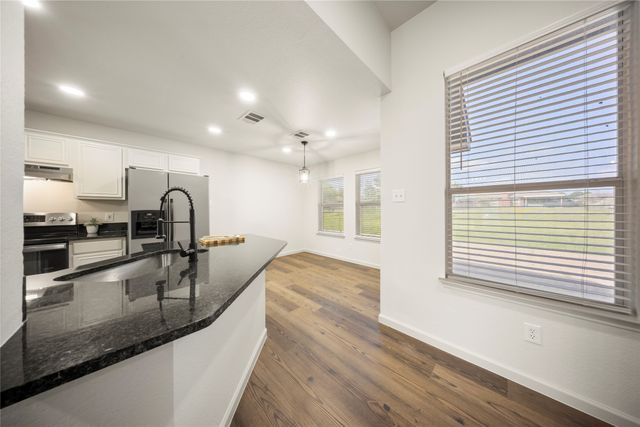 105 Dustin Drive, Fate, TX 75189