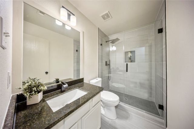 105 Dustin Drive, Fate, TX 75189