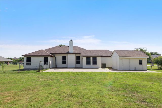 105 Dustin Drive, Fate, TX 75189
