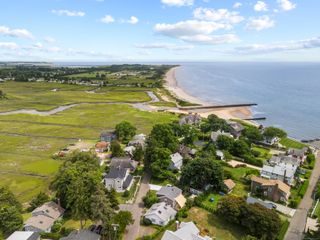 24 Pent Road, Madison, CT 06443