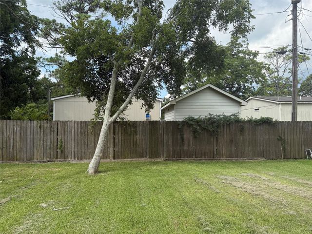 0000 Ave G, Dickinson, TX 77539