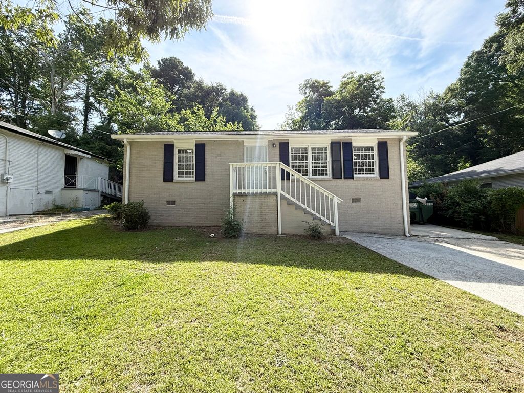 2932 SW Diana Drive, Atlanta, GA 30315 — photo 2