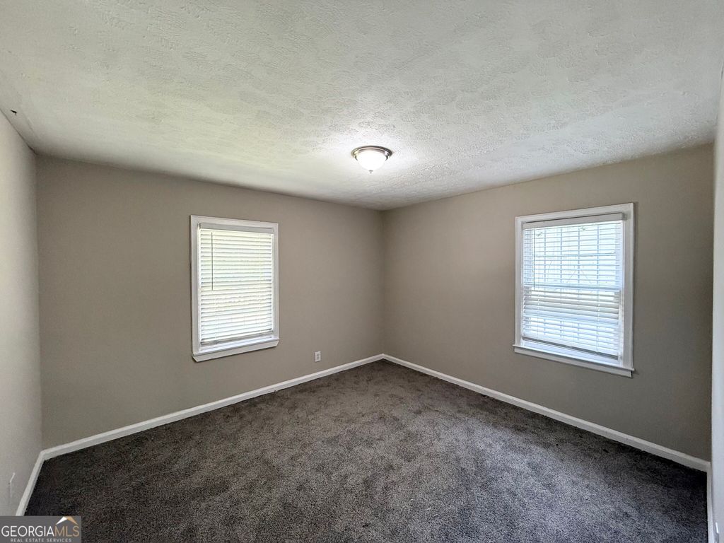 2932 SW Diana Drive, Atlanta, GA 30315 — photo 3