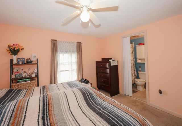 4 Briarwood Drive, Merrimack, NH 03054