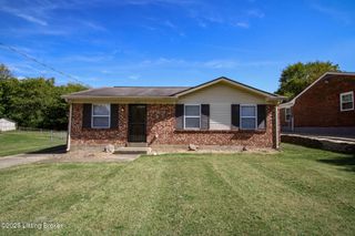 9429 Chambers Way, Louisville, KY 40229