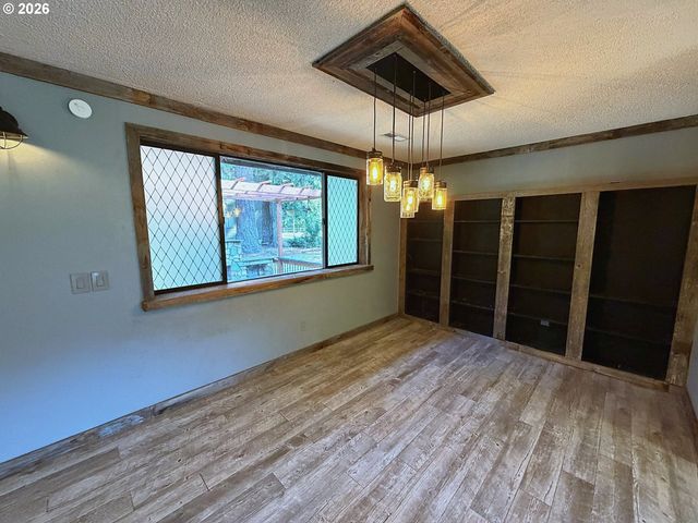 23529 S TRILLIUM HOLLOW Rd, Oregon City, OR 97045