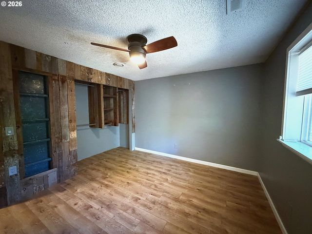 23529 S TRILLIUM HOLLOW Rd, Oregon City, OR 97045