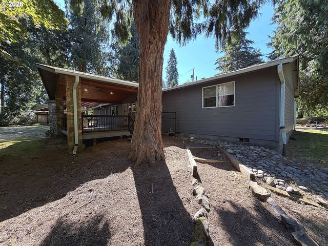 23529 S TRILLIUM HOLLOW Rd, Oregon City, OR 97045
