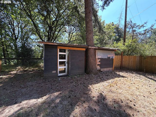 23529 S TRILLIUM HOLLOW Rd, Oregon City, OR 97045