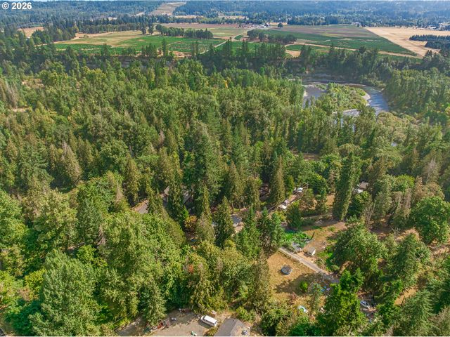 23529 S TRILLIUM HOLLOW Rd, Oregon City, OR 97045