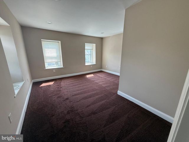 40 HIGH ST, Woodbury, NJ 08096