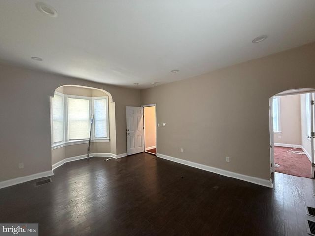 40 HIGH ST, Woodbury, NJ 08096