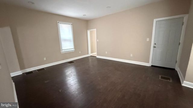 40 HIGH ST, Woodbury, NJ 08096