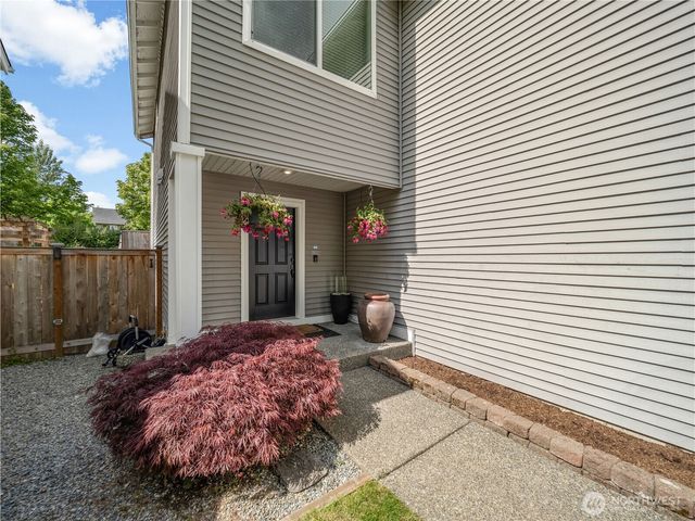 19610 100th Street E, Bonney Lake, WA 98391