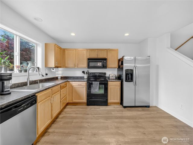 19610 100th Street E, Bonney Lake, WA 98391