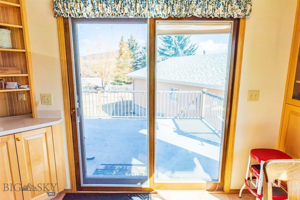 815 Alpine Way, Bozeman, MT 59715 photo 17