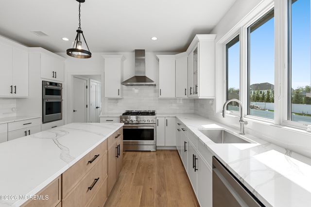 1 Foggia Way, Oceanport, NJ 07757