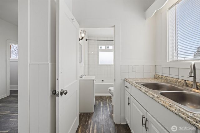 902 Emma Street, Walla Walla, WA 99362