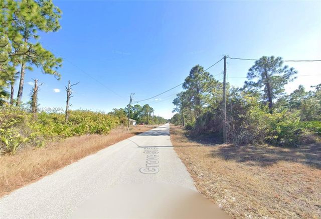 1047 Grove St E, Lehigh Acres, FL 33974