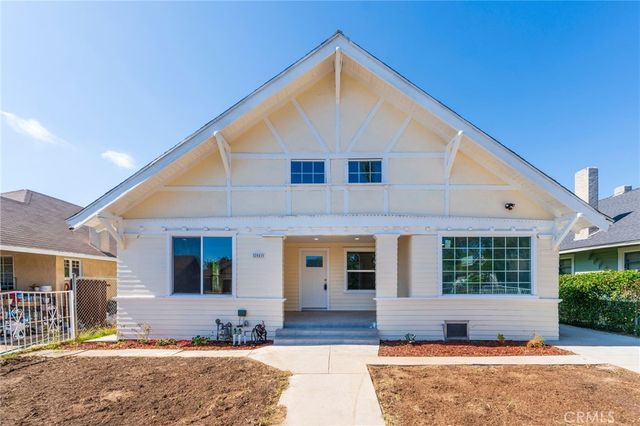2041 W 29th Place, Los Angeles, CA 90018