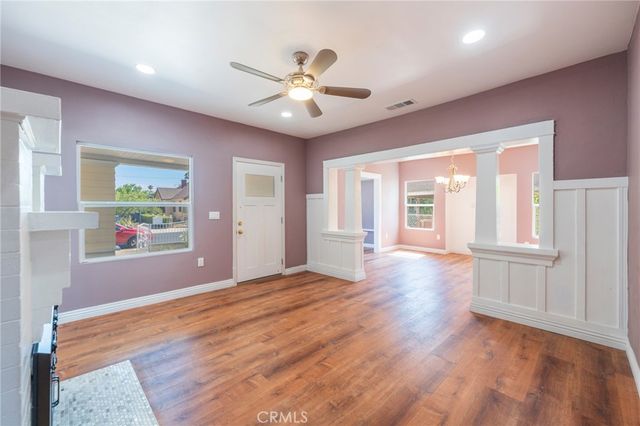 2041 W 29th Place, Los Angeles, CA 90018