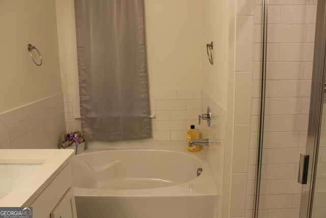 2488 Honey Way, Conyers, GA 30013