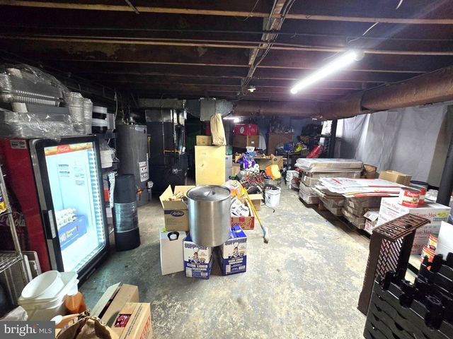 527 E BROWNING RD, Bellmawr, NJ 08031
