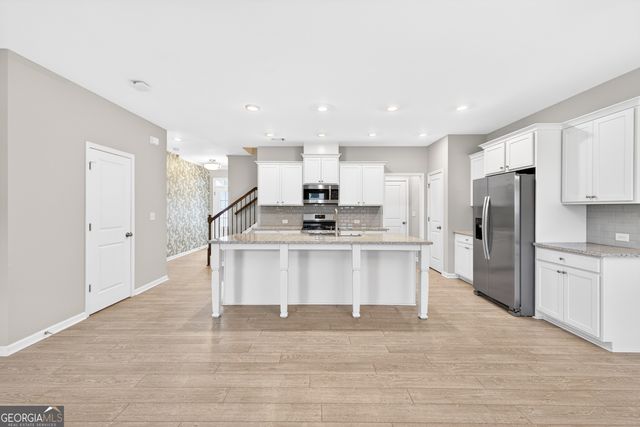 1192 Lanier Willow Path, Sugar Hill, GA 30518