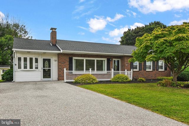 1112 HANOVER RD, York, PA 17408