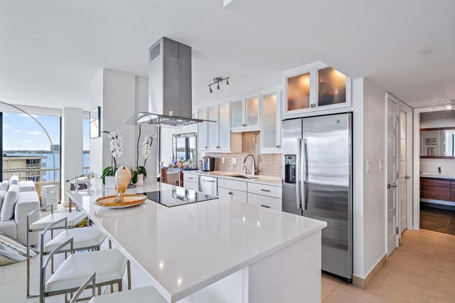 5510 N Ocean Drive 11b, Singer Island, FL 33404